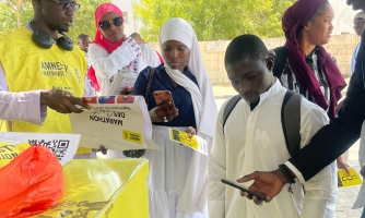 Engager les étudiants à signer pour les droits